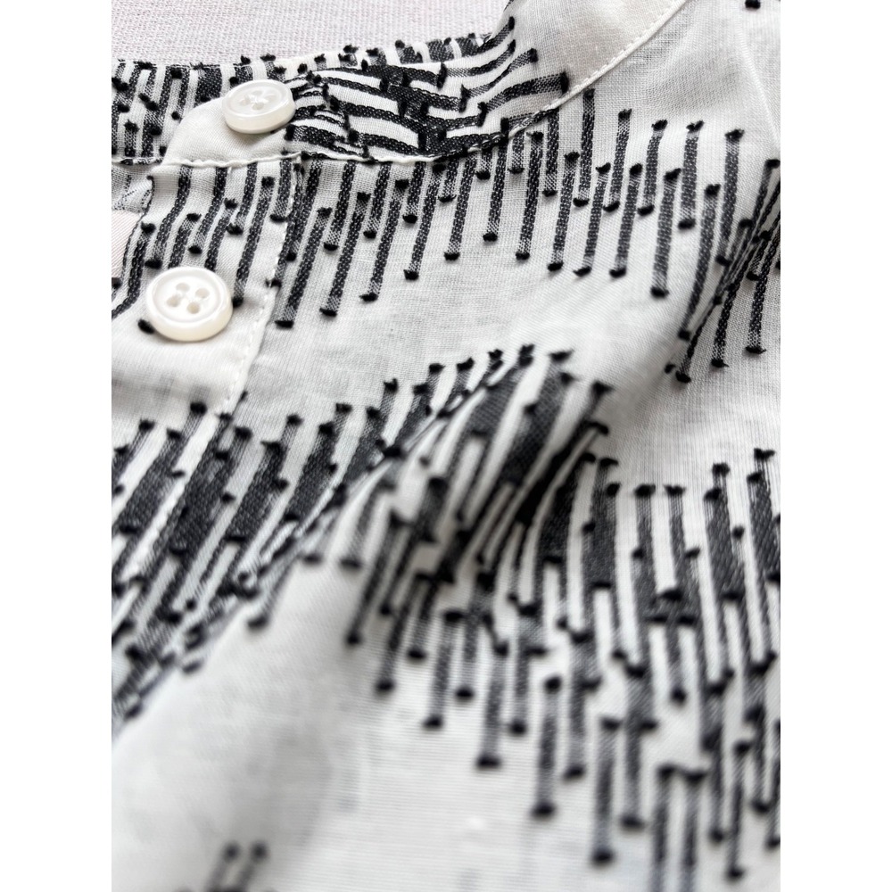 J. Crew Chevron Semi-Sheer Black & White Blouse Womens sz M Chic Spring Office - Picture 6 of 16